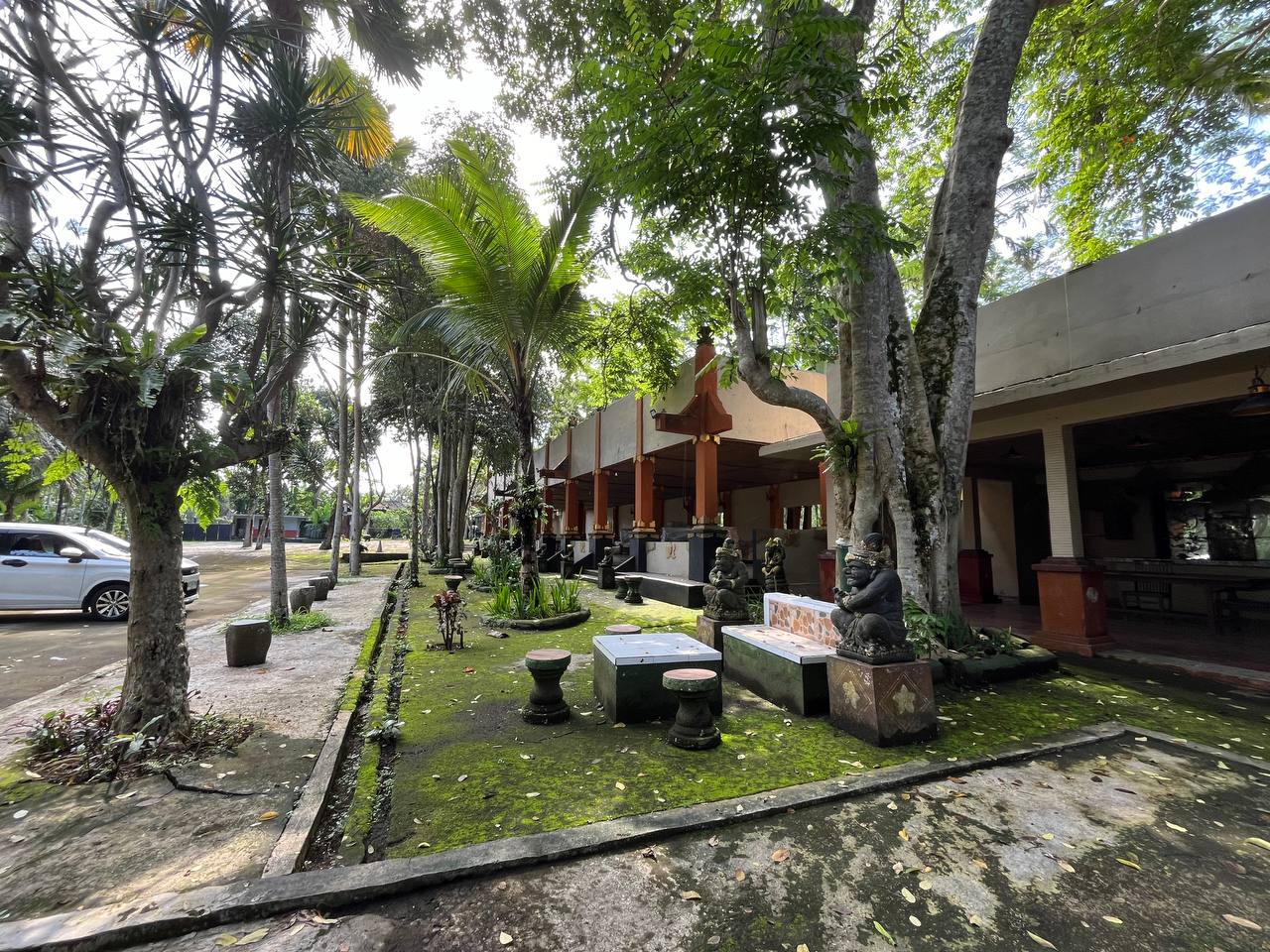 Papuan, Gianyar