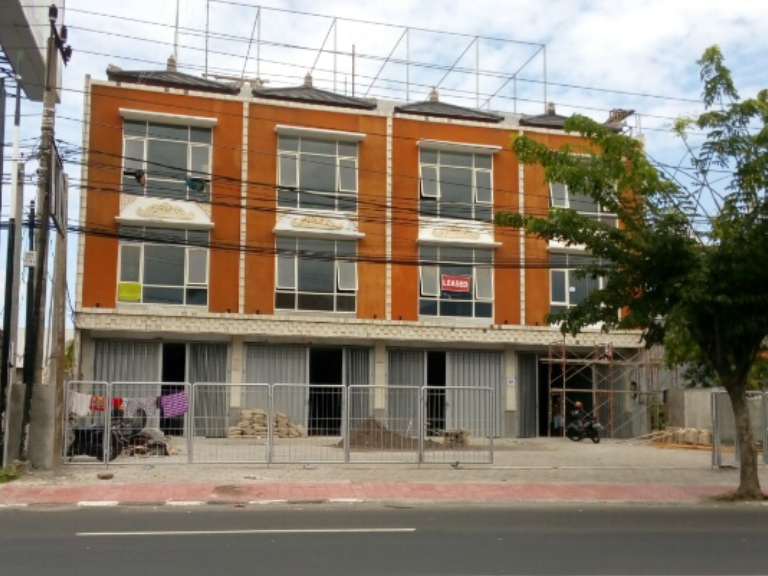 Gatsu Barat