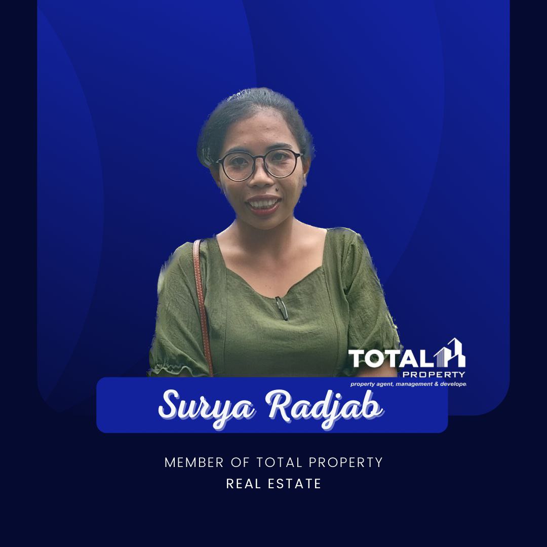 Komang Budi Latrini